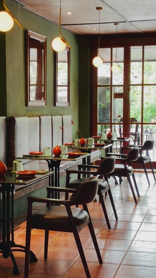 Ary's Book Cafe