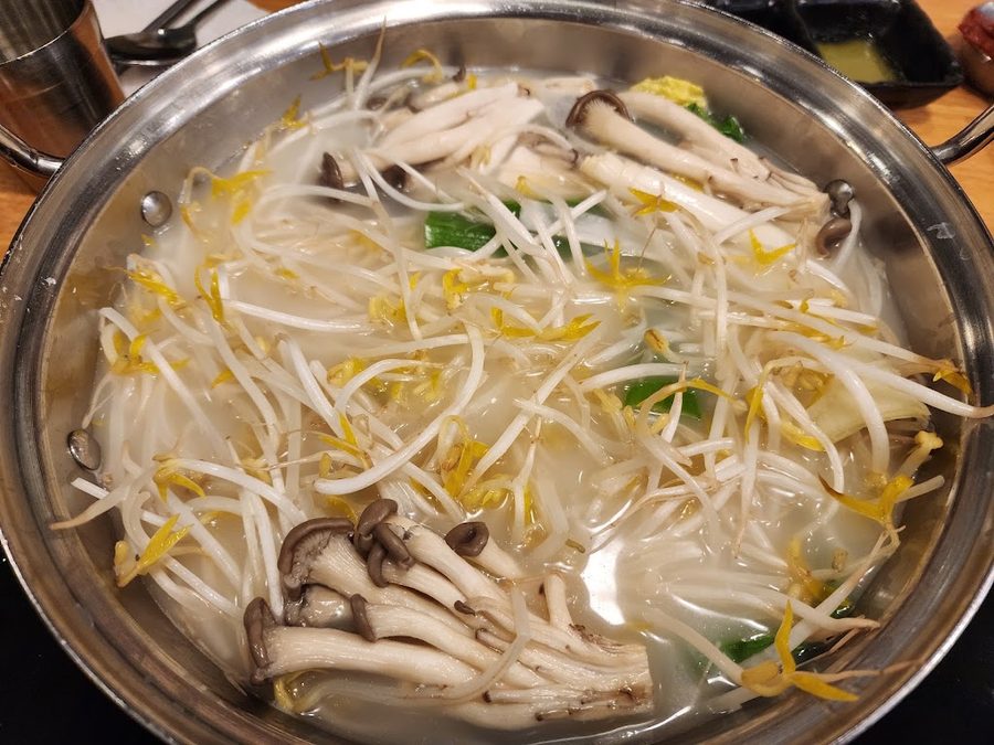 명동칼국수샤브샤브 신림역점