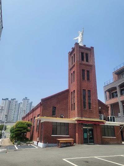 トンハン聖堂
