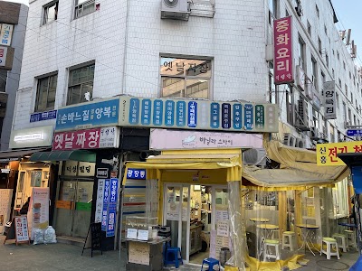 Deokseonggak