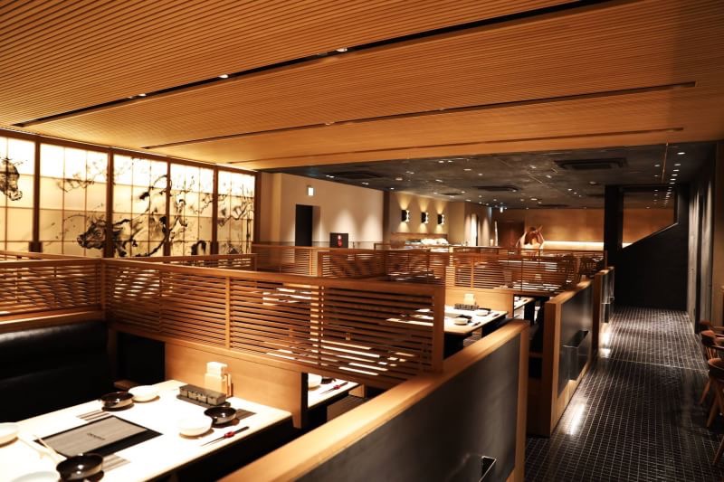 MO-MO-PARADISE 新宿東口店