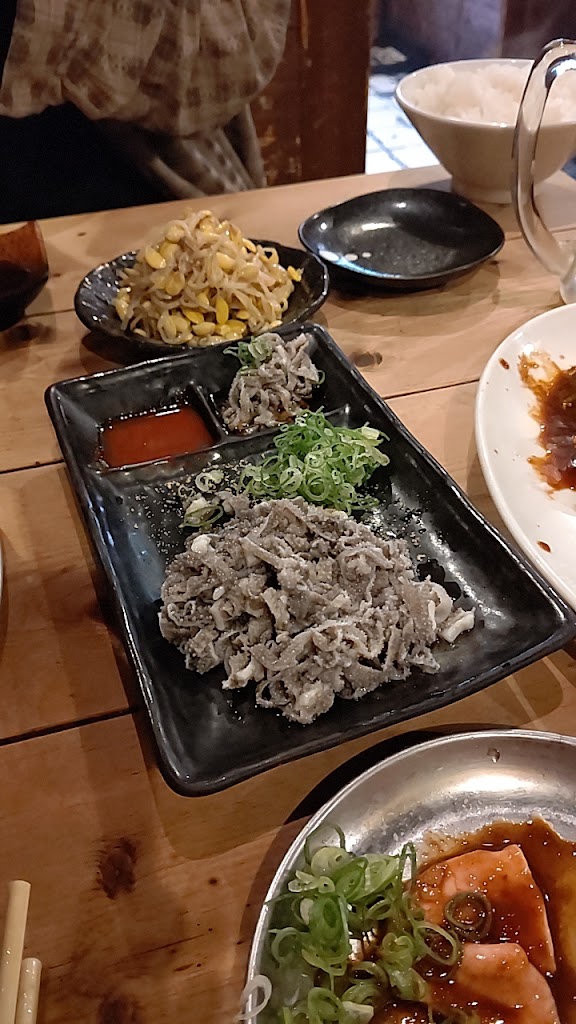 昭和ホルモン WAGYU+plus 道頓堀店