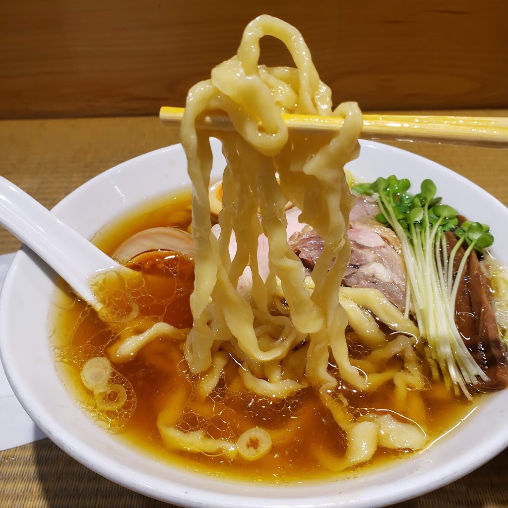 親鶏中華そば 綾川 本店
