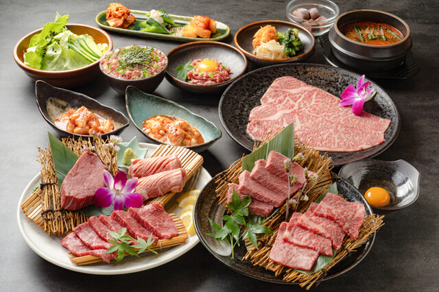 焼肉ダイニング MEGUMI 本店
