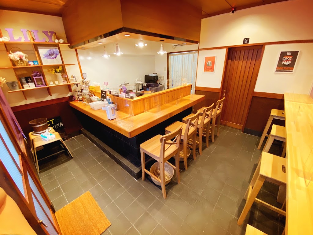 CAFE MAY LILY