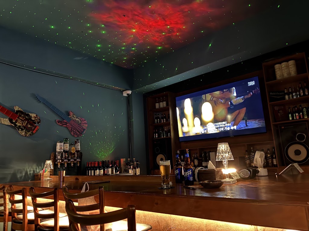 Octave Music Bar