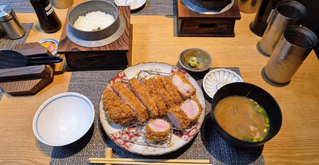 とんかつ酒井 TONKATSU SAKAI