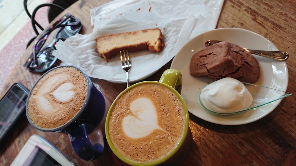 Manu Coffee
