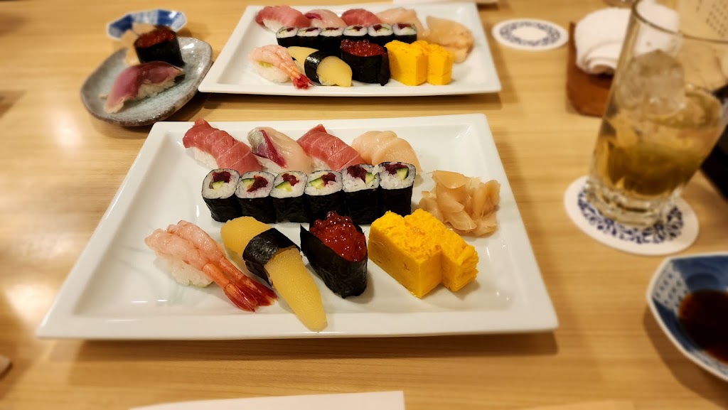 新宿すし半