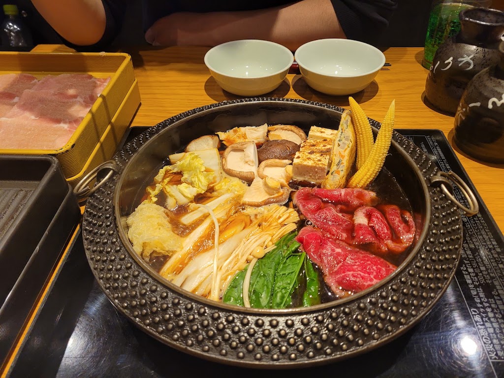 モモパラダイス 新宿明治通り店