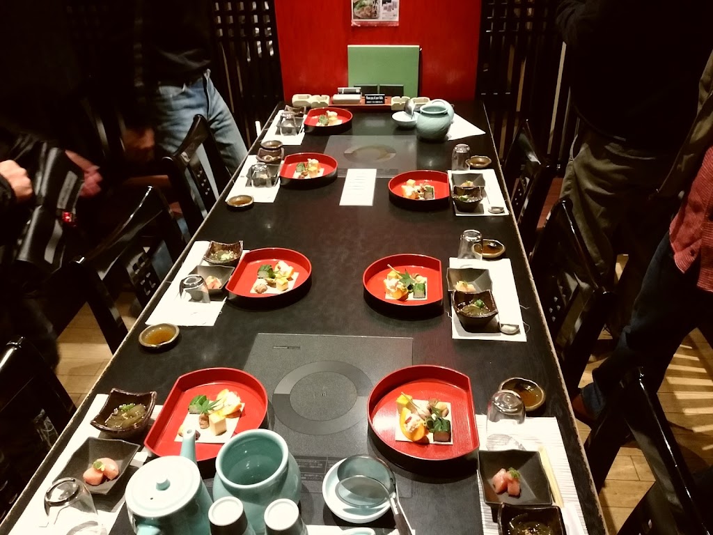 水炊料亭 博多華味鳥 博多站前店