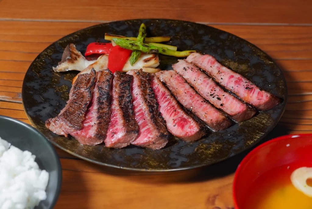 Wagyu Steak & Hamburger (Halal Vegan Gluten free) Shibuya Restaurant 涩谷 和牛 餐厅