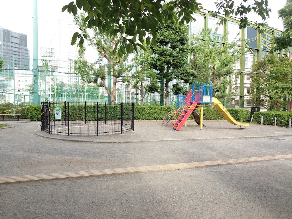 Minato City Aoyama Park