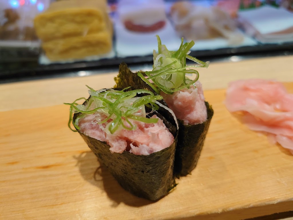 Sushimaru Namba Walk
