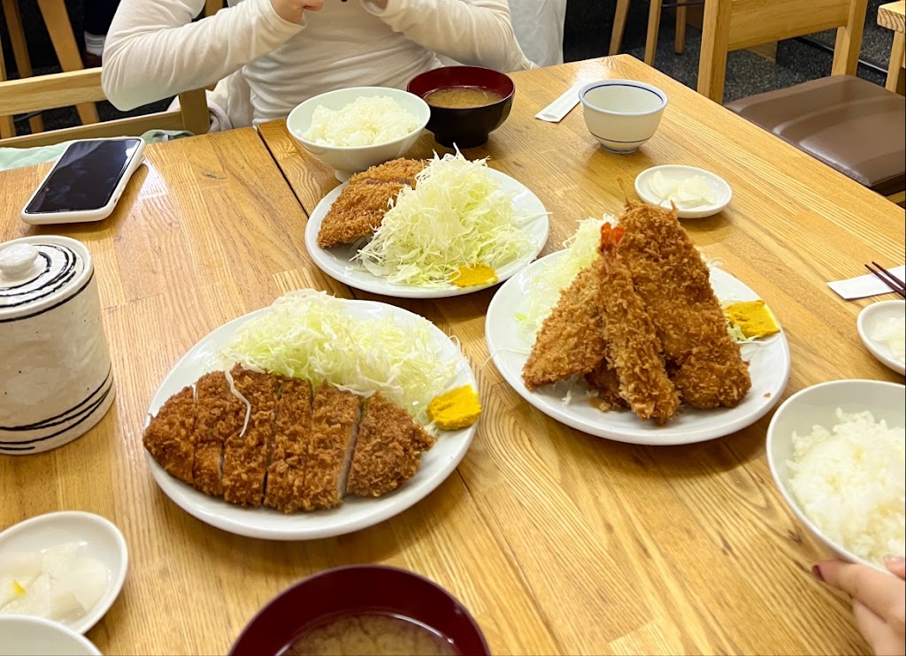 とんかつ 山さき