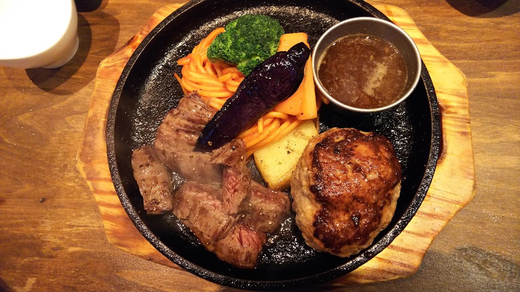 STEAK&HAMBURG ひげ 南6条店